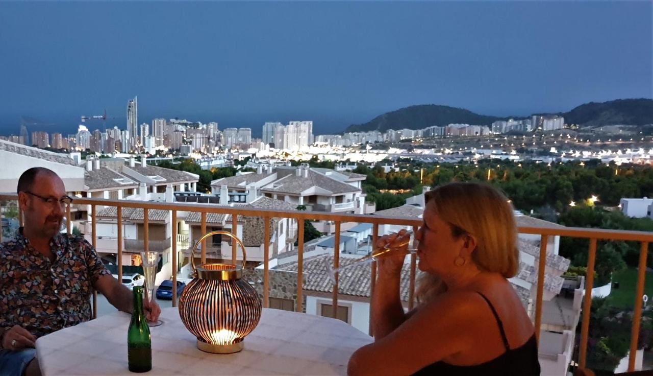 2 Bed Penthouse Apartment - Sea Views - Sleeps 4 Finestrat Exterior photo