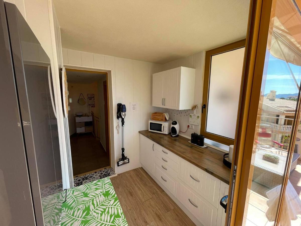 2 Bed Penthouse Apartment - Sea Views - Sleeps 4 Finestrat Exterior photo